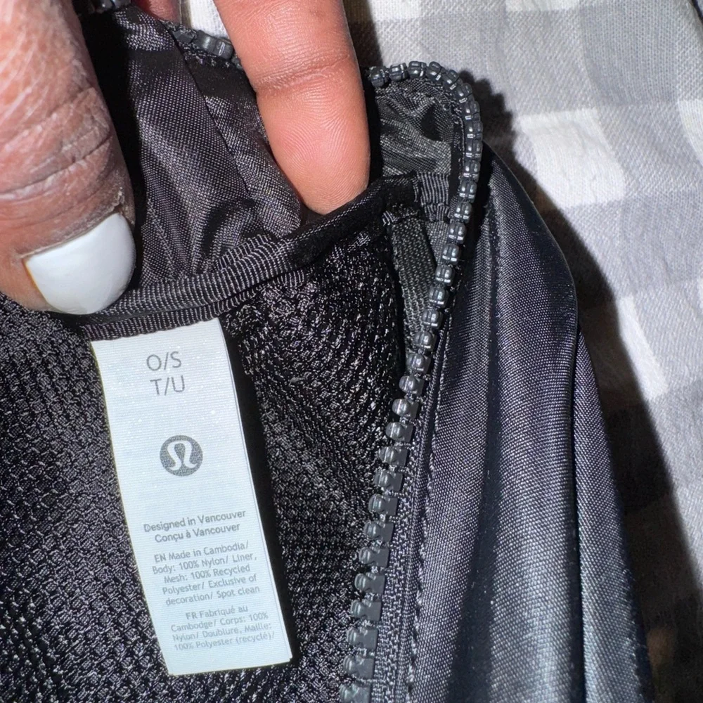 lululemon athletica Onyx Black VR Accessories Pouch Case